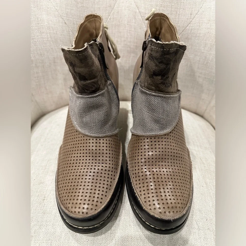 Corkys ELITE Rags Ankle Boots Women Sz 8 Gray/Cashew Leather Fabric Multimedia